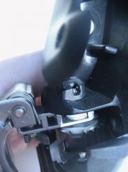 Remove the shift mechanism by hand Remove the shift mechanism by hand